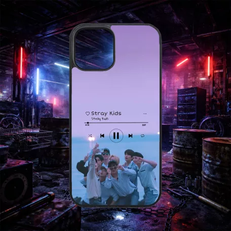 Stray Kids Now playing - iPhone obal 